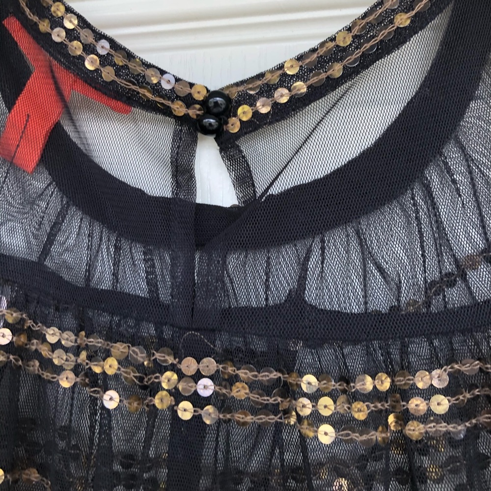 C&V Sequin Tanktop - Picture 4 of 4